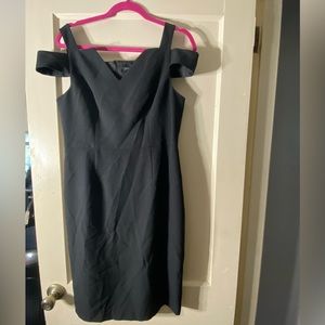Formal dress, black, sleeveless, v cut, cocktail attire, size 10